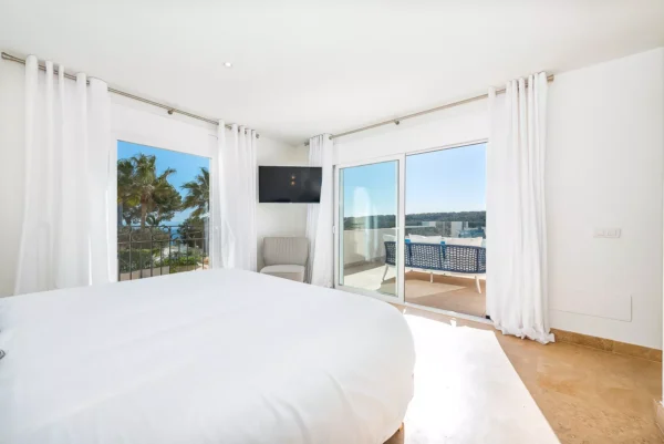 Casas con vista al mar en Mallorca Villas familiares de lujo Finca con piscina Lugares para ir de vacaciones España Casas con jacuzzi Estancia con playa privada Mallorca Casas con piscina climatizada Finca con bodega Casa de alquiler vacacional en mallorca Casa Vacacional en mallorca Casas vacacionales Palma de Mallorca Fincas en mallorca Fincas para alquilar en mallorca Fincas en palma Fincas para eventos en mallorca Finca eventos mallorca Finca con piscina Finca con piscina para celebraciones Finca con piscina para fiesta Finca con piscina para cumpleaños Finca con piscina alquiler Fincas para bodas en mallorca Fincas familiares