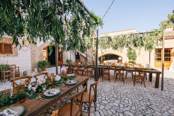 Alquiler de casas para eventos Alquiler casas para eventos Alquiler casas para eventos empresa Casas para eventos Casas para eventos mallorca Casas para eventos con piscina Fincas para eventos en mallorca Finca eventos mallorca Mansion eventos Fincas para bodas en mallorca Finca con piscina para cumpleaños Estancia de lujo Estancia de lujo España Estancia de lujo Mallorca Estancia de lujo Baleares